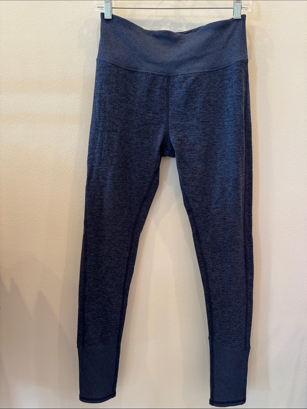 Alo 7/8 High waist leggings heather blue / grey Size Large VGUC